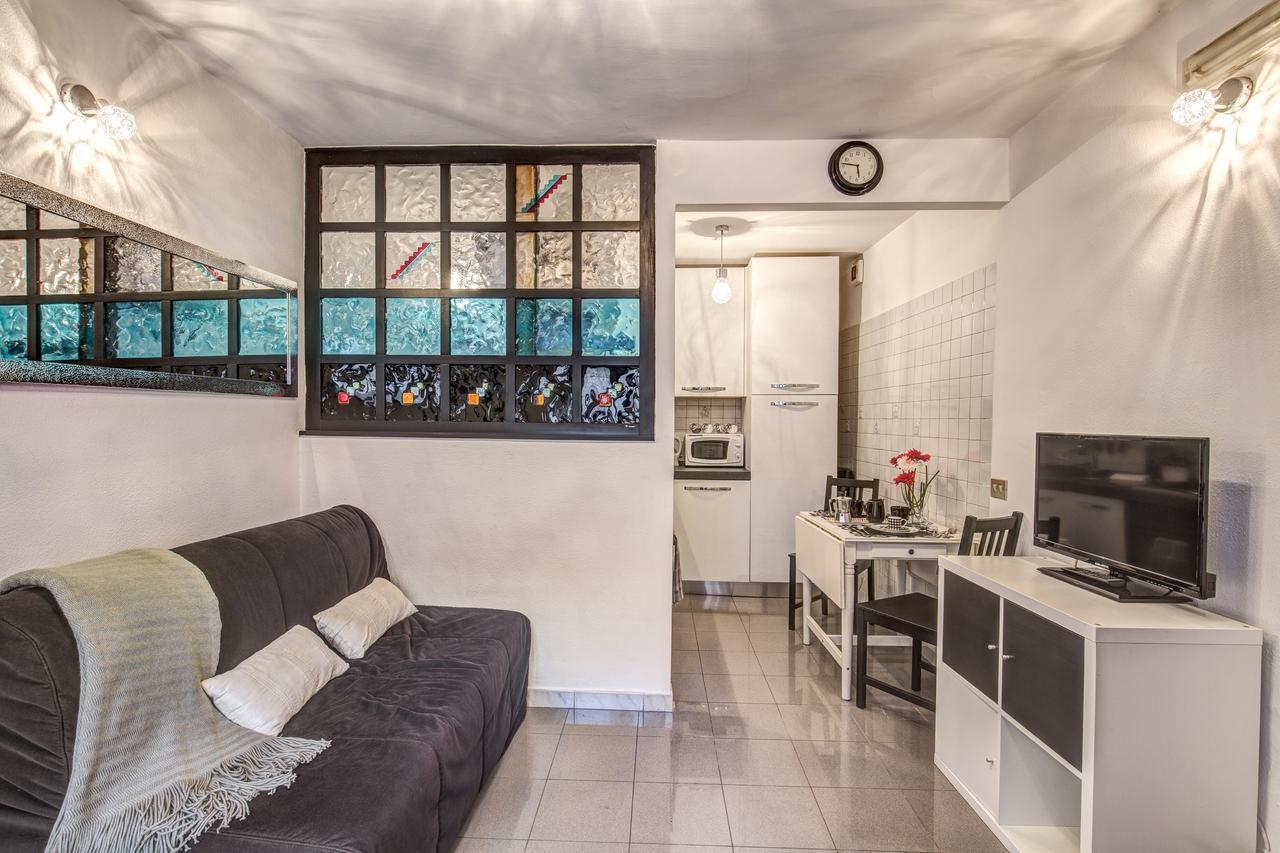 M&L Apartments - Ardesia Colosseo Rome Extérieur photo